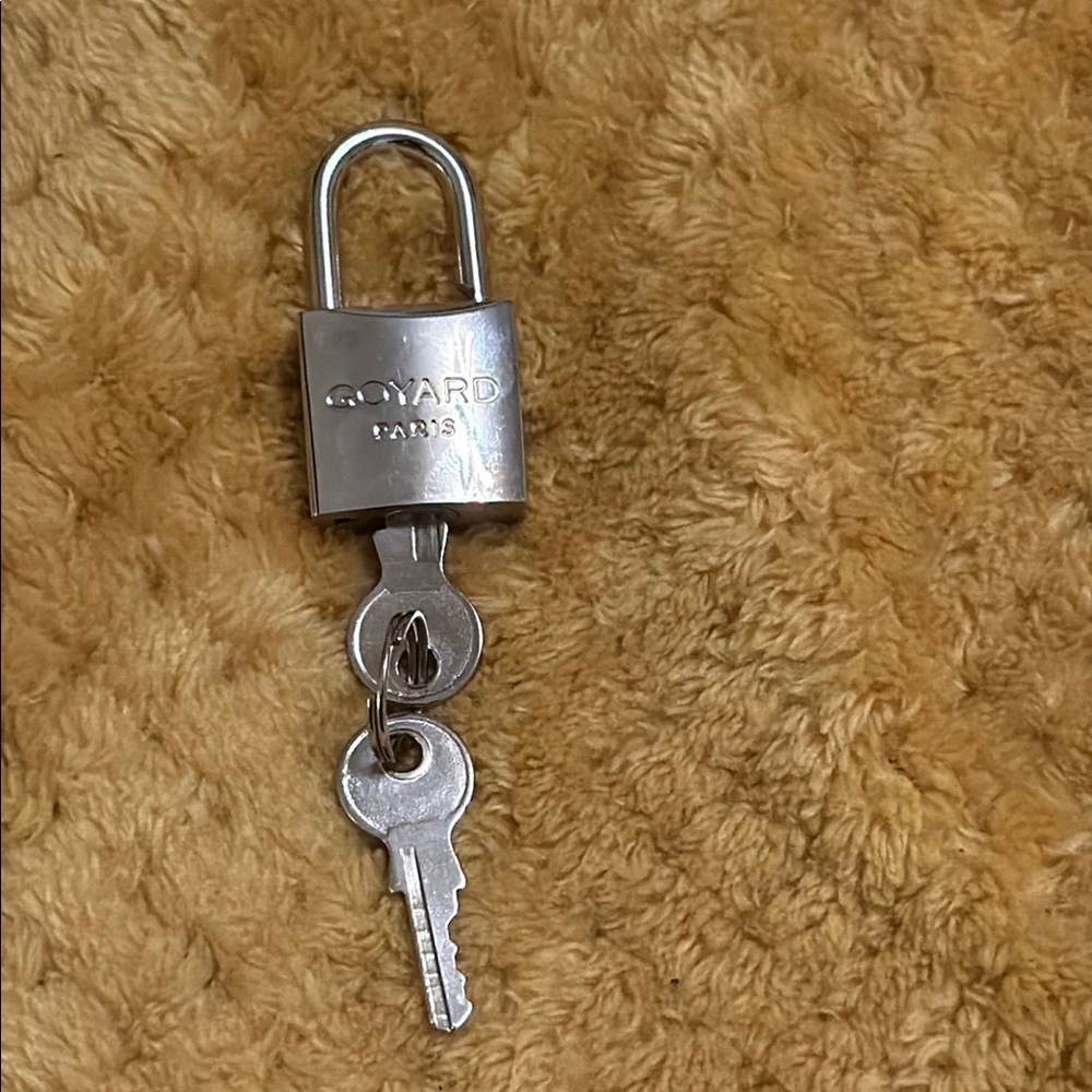 Goyard Silver Lock and Key Set